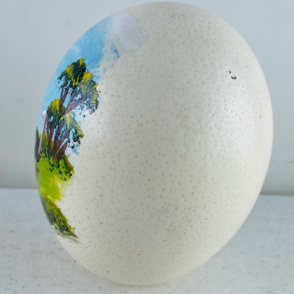 Vintage Hand-Painted Ostrich Egg - Picture 8 of 11
